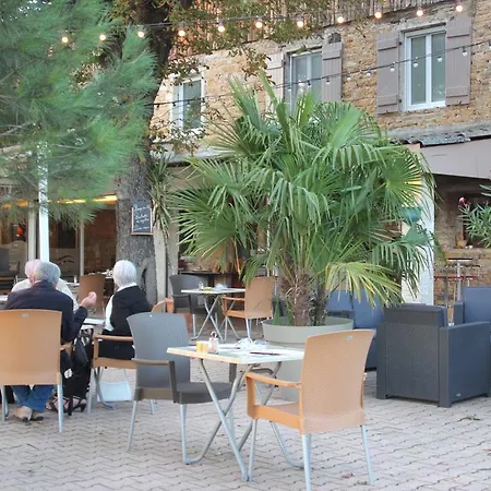 Hotel O2 Saone 2*