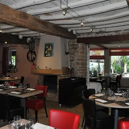 O2 Saone Hotel Reyrieux